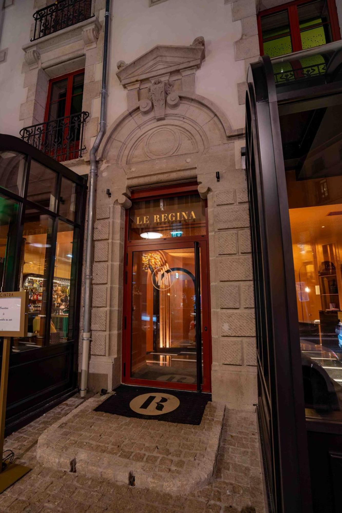 Hotel Et Restaurant Le Regina Le Puy-en-Velay Bagian luar foto